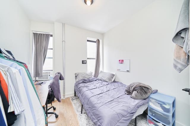 Building Photo - 3 bedroom in New York NY 10003