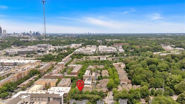 Building Photo - 942 Glenwood Ave SE
