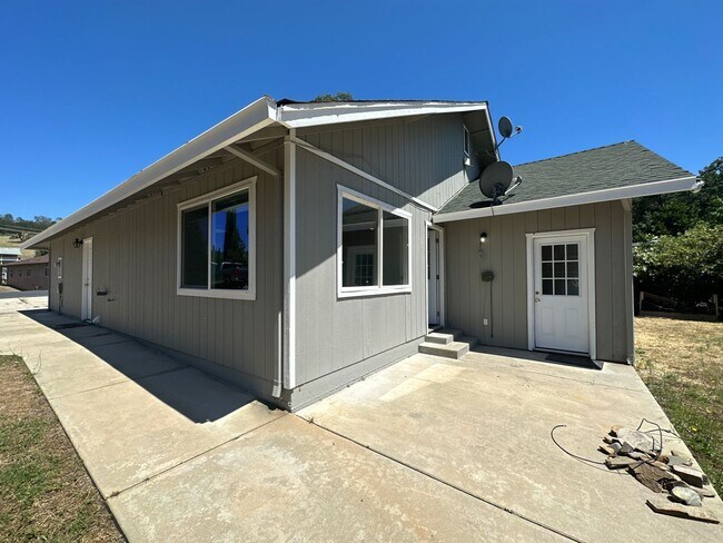 Building Photo - Welcome to The Shores of Poker Flat