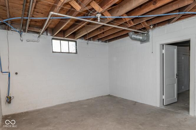 Building Photo - 5309 Hill St