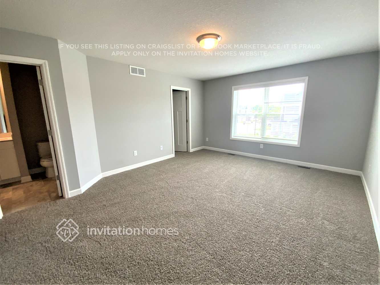 Building Photo - 16710 Dunkirk Cir N