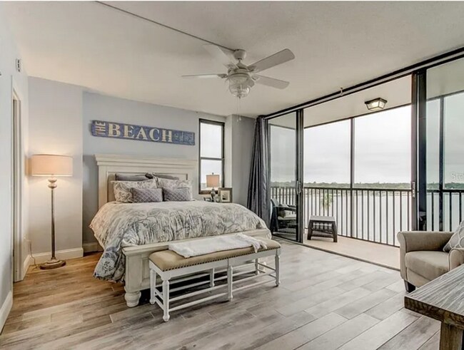 Building Photo - LONG TERM - FULLY FURNISHED 2/2 Open water...