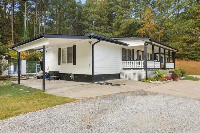 Building Photo - 404 Springlake Rd