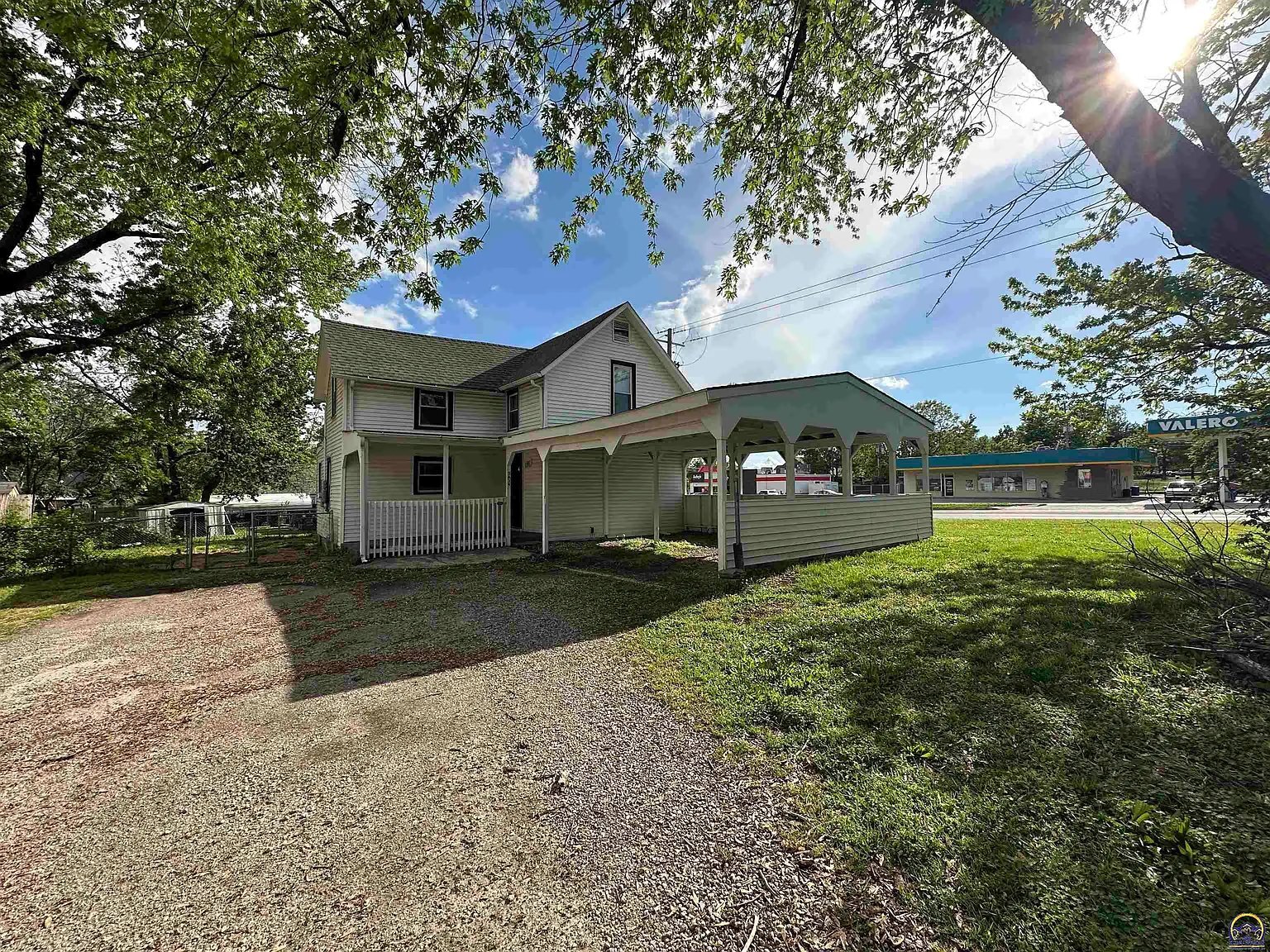 Building Photo - 3839 SW Sena Dr