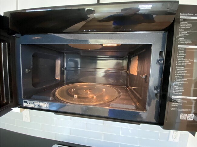 Building Photo - 2915 Beacon Grove St