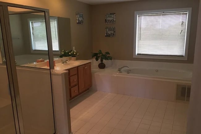 Building Photo - Large Home is Desirable Pine Run!  Best of...