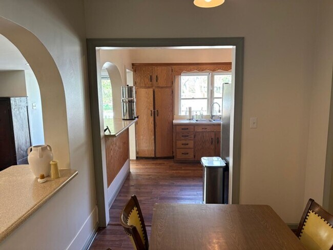 Building Photo - Rare Oasis: 2BR Home with Large Loft Area on 1.5 Acres Bordering National Forest and Fronting Dry...