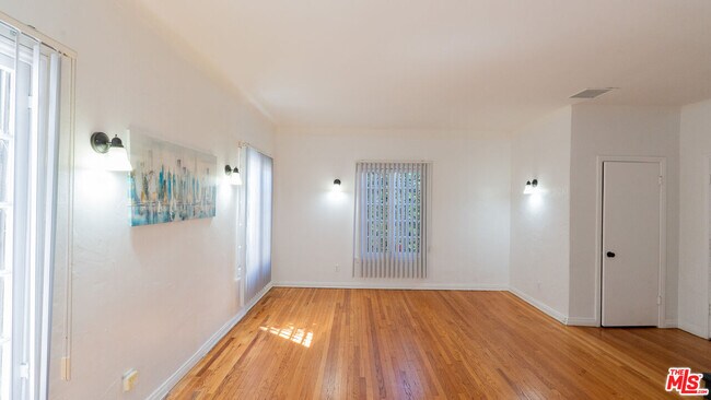 Building Photo - 6336 Orange St