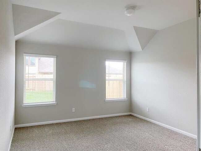 Building Photo - 29630 Juniper Ct