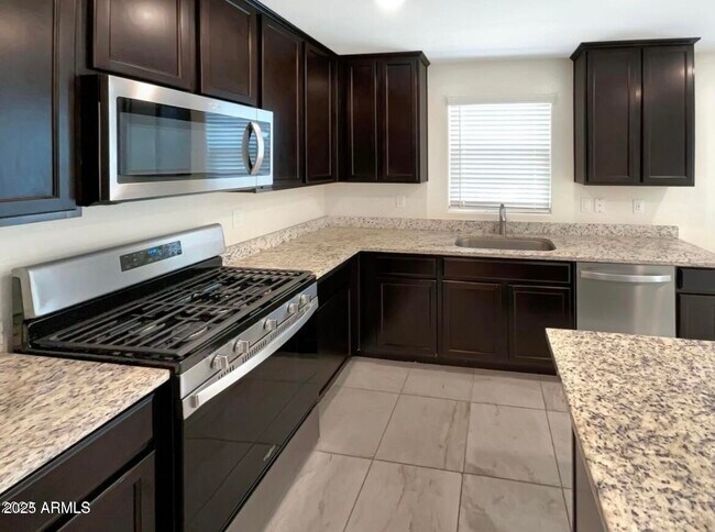 Building Photo - 8065 W Agora Ln