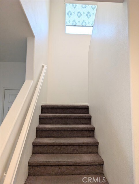 Building Photo - 28418 Cottage Way