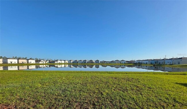 Building Photo - 5126 Magnolia Palm Dr