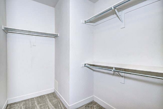 Building Photo - 1623 Julian St