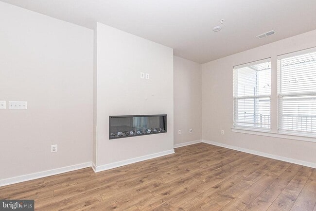 Building Photo - 13639 Dulles Technology Dr