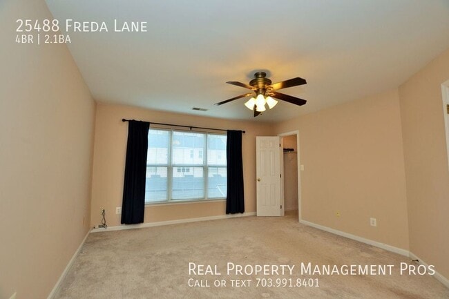 Building Photo - 25488 Freda Ln