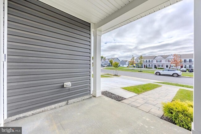 Building Photo - 171 Schyrock Dr