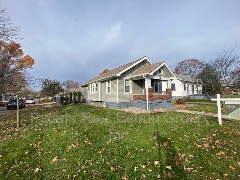 Building Photo - 1102 N Emerson Ave