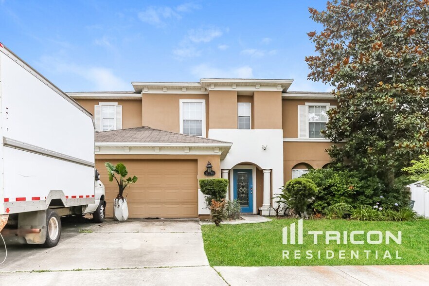 Primary Photo - 12216 Pebble Point Dr W