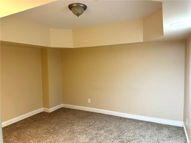 Building Photo - 3590 Millwater Crossing NE