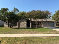 Building Photo - WELCOME HOME TO NORTHERN HILLS GOLF COMMUN...