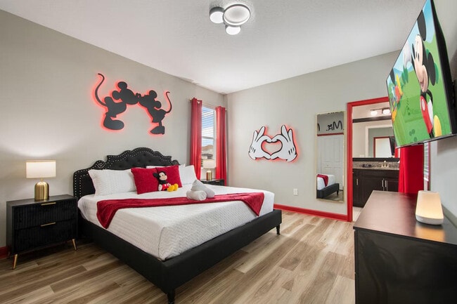 Building Photo - 4761 Kings Castle Cir