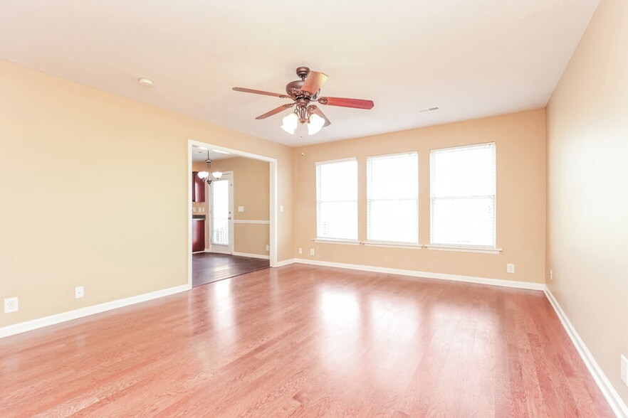 Building Photo - 1008 Cheryl Ln