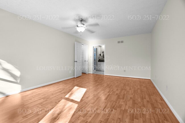 Building Photo - 3609 Locust Cir E