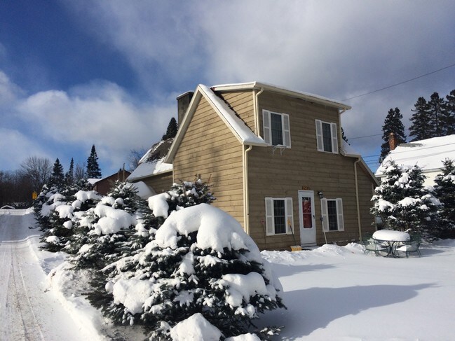 Building Photo - 5983 Sentinel Rd