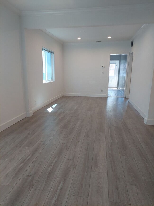 Primary Photo - Discover Modern Living in Glendale's Newes...