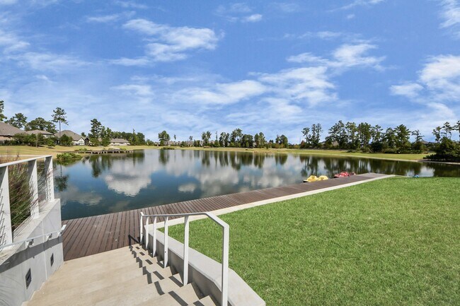 Building Photo - 17770 Misty Brk Ln