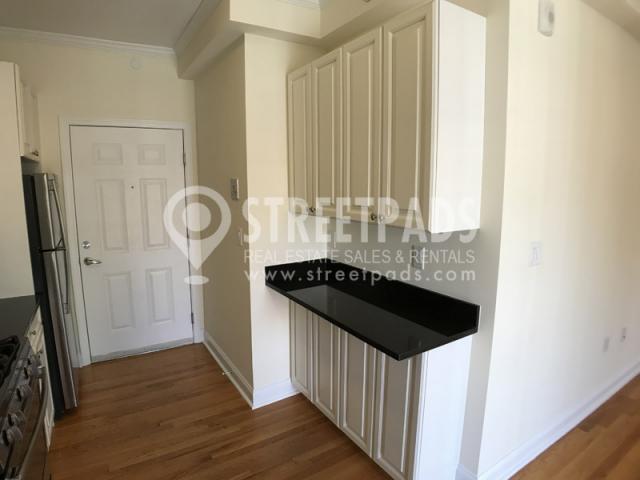 Building Photo - 2 bedroom in Cambridge MA 02138