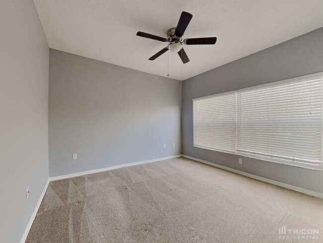 Building Photo - 4217 Harbor Lake Dr