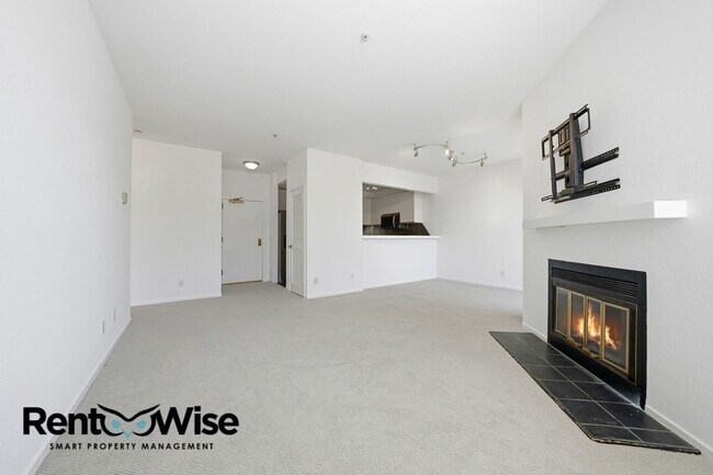 Building Photo - 2060 Sutter St