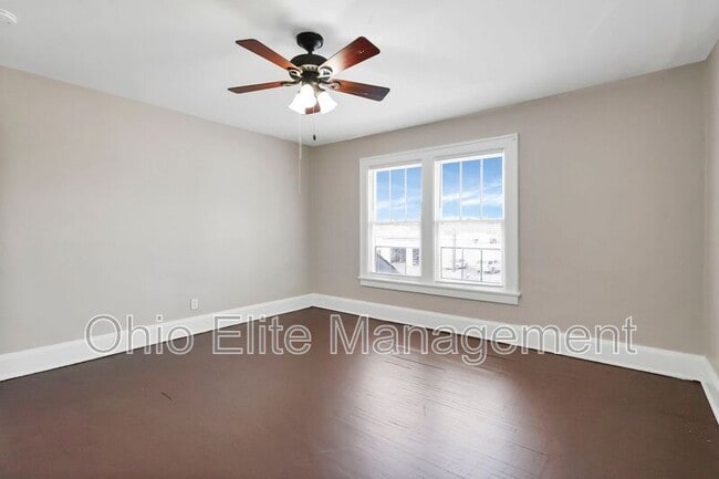 Building Photo - 2709 Sullivant Ave