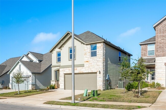 Building Photo - 172 Breccia Trl