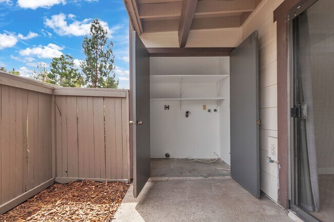 Building Photo - 20702 El Toro Rd