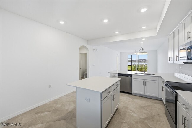 Building Photo - 5555 Double Eagle Cir