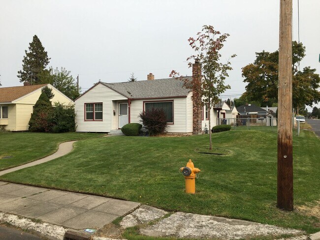 Building Photo - ***Coming Soon mid-July***Great Shadle Home