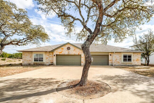 Building Photo - 21501 Boggy Ford Rd