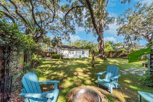 Building Photo - Seminole Heights Bungalow