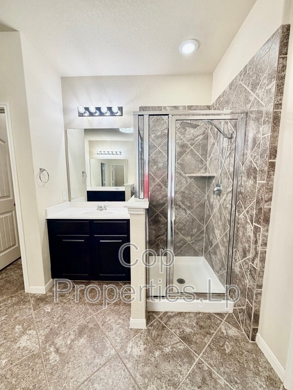 Building Photo - 8919 Olmstead Park