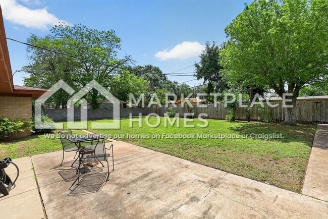 Building Photo - 1209 Harvey St