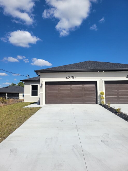 Building Photo - 4830-4830 30th St SW