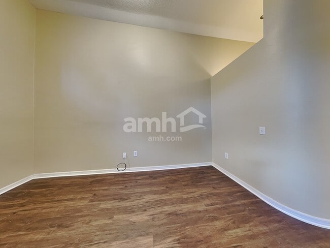 Building Photo - 518 Napa Valley Cir