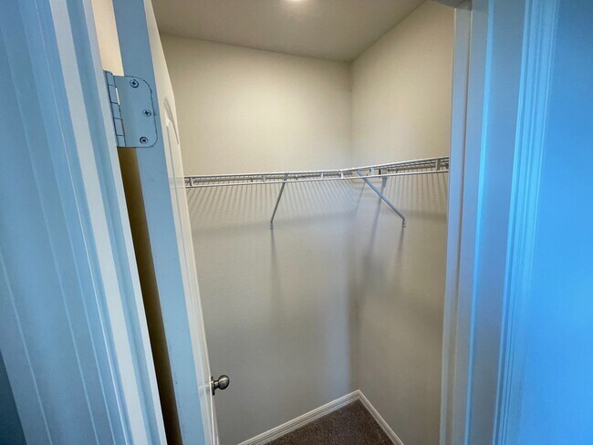 Building Photo - Poinciana Village-1630 Tench Ct Poinciana, FL 34759