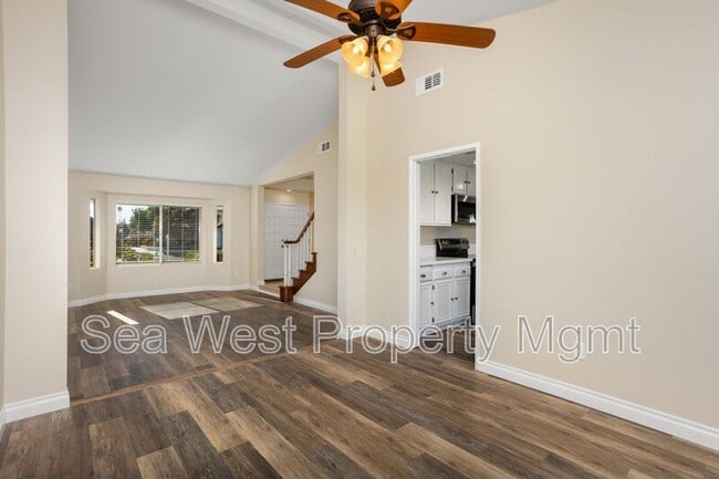 Building Photo - 1366 Eldean Ln
