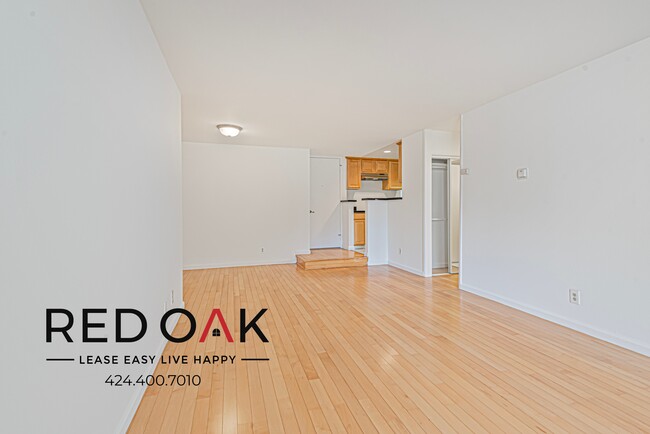 Building Photo - 1033 1/4 3rd St-104