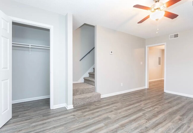 Building Photo - Beautifully Renovated 2 Bedroom Townhomes ...