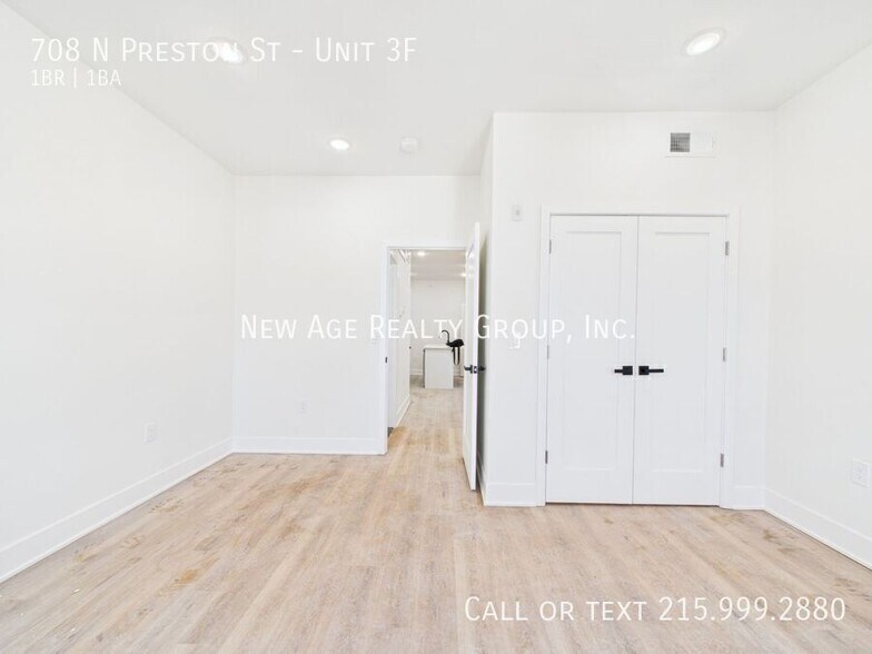 Building Photo - 708 N Preston St