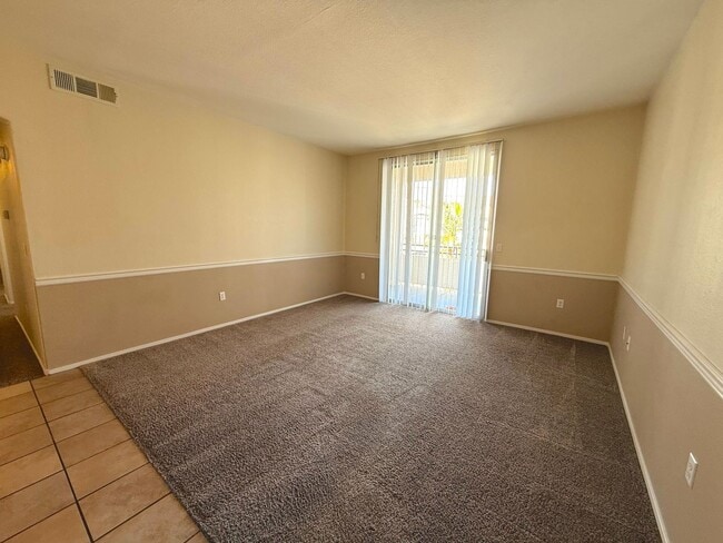 Building Photo - SPACIOUS 3BED/2BA CONDO ON THE 2ND FLOOR IN NORTH SUMMERLIN!